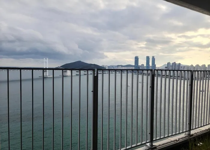 Harington Gwangan Aparthotel Busan
